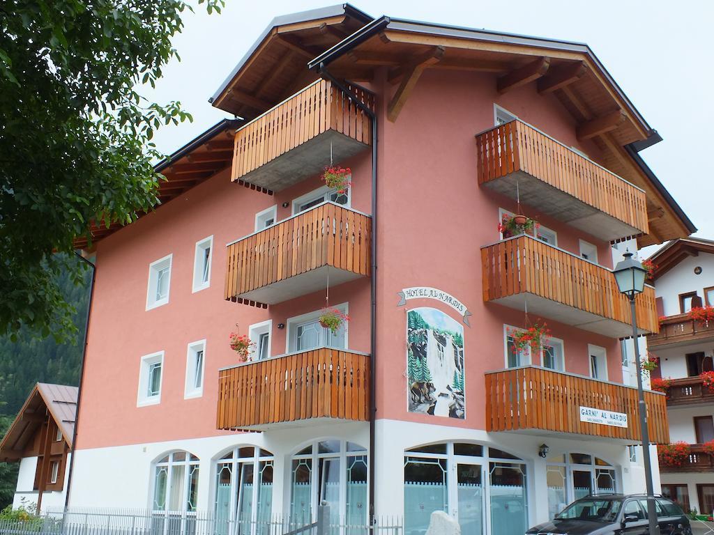 Hotel Garni Al Nardis Carisolo Exterior foto