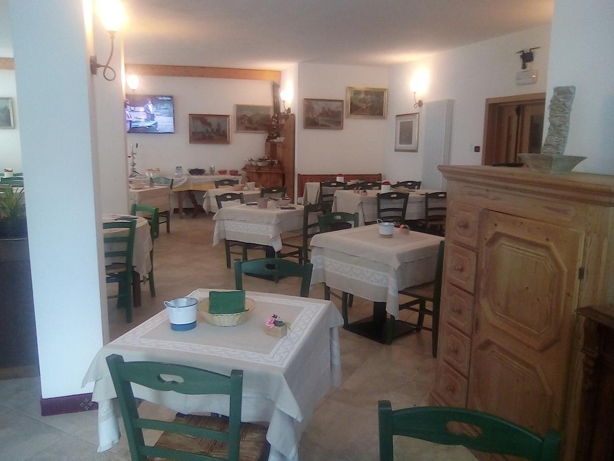 Hotel Garni Al Nardis Carisolo Exterior foto